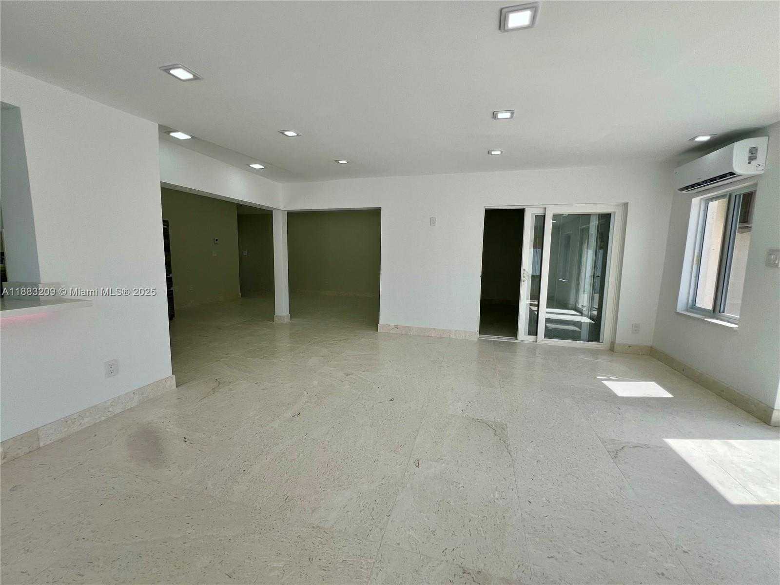 Small Image of 20848 SOUTH WEST 118TH AVE #20848, Miami Number 33