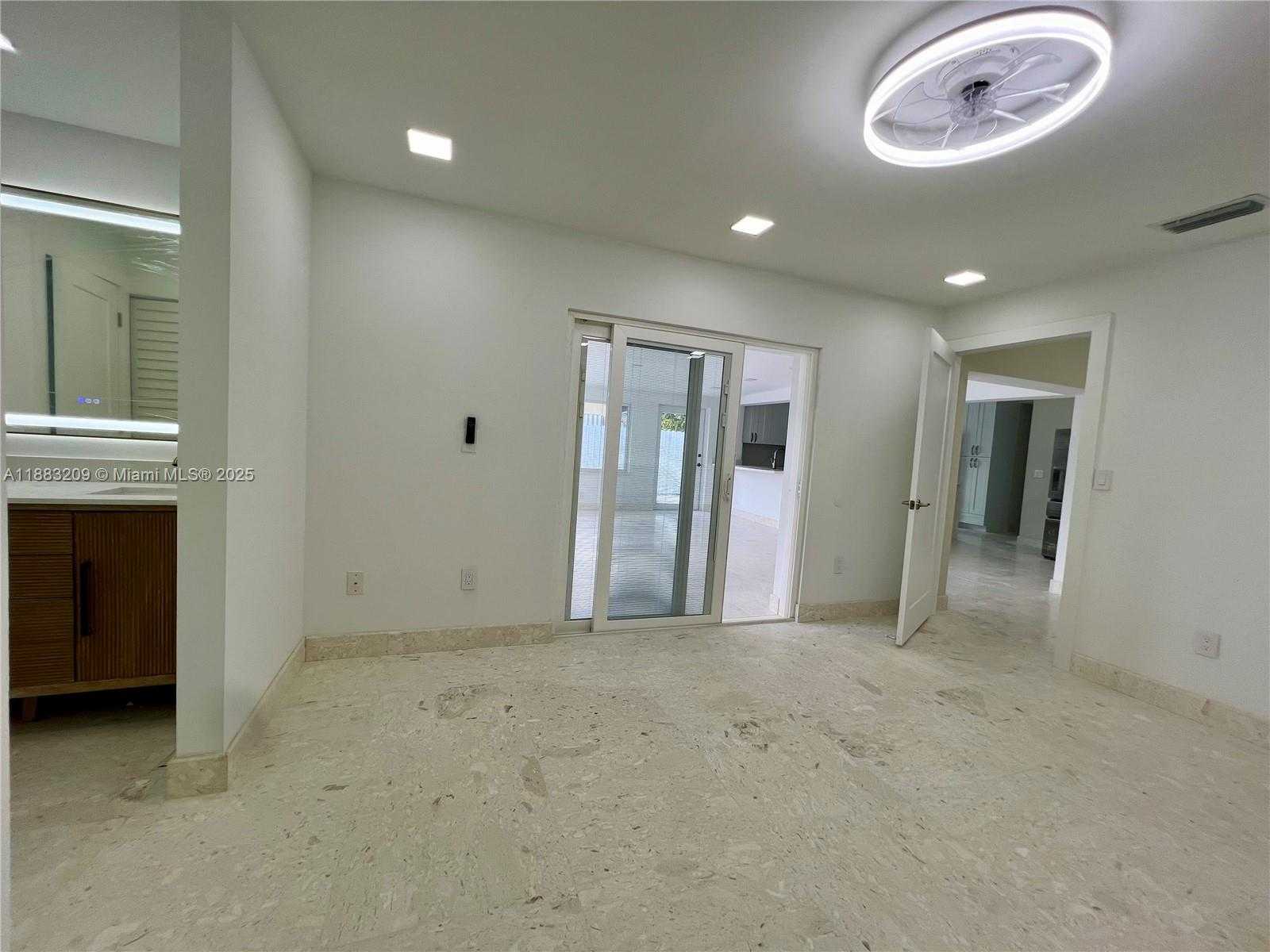 Small Image of 20848 SOUTH WEST 118TH AVE #20848, Miami Number 38