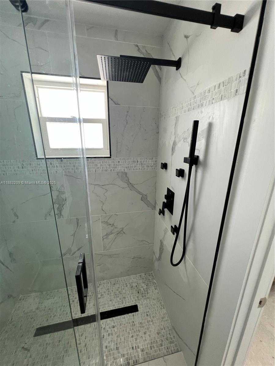 Small Image of 20848 SOUTH WEST 118TH AVE #20848, Miami Number 40