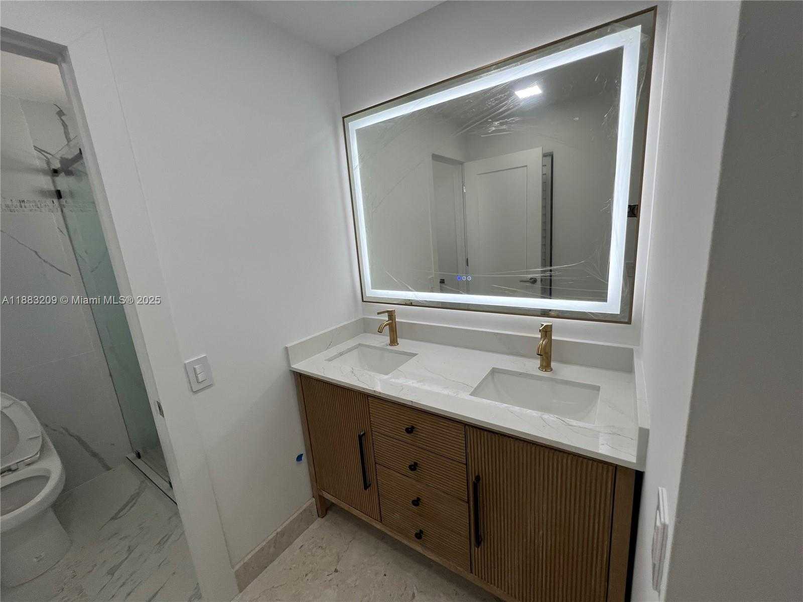 Small Image of 20848 SOUTH WEST 118TH AVE #20848, Miami Number 42