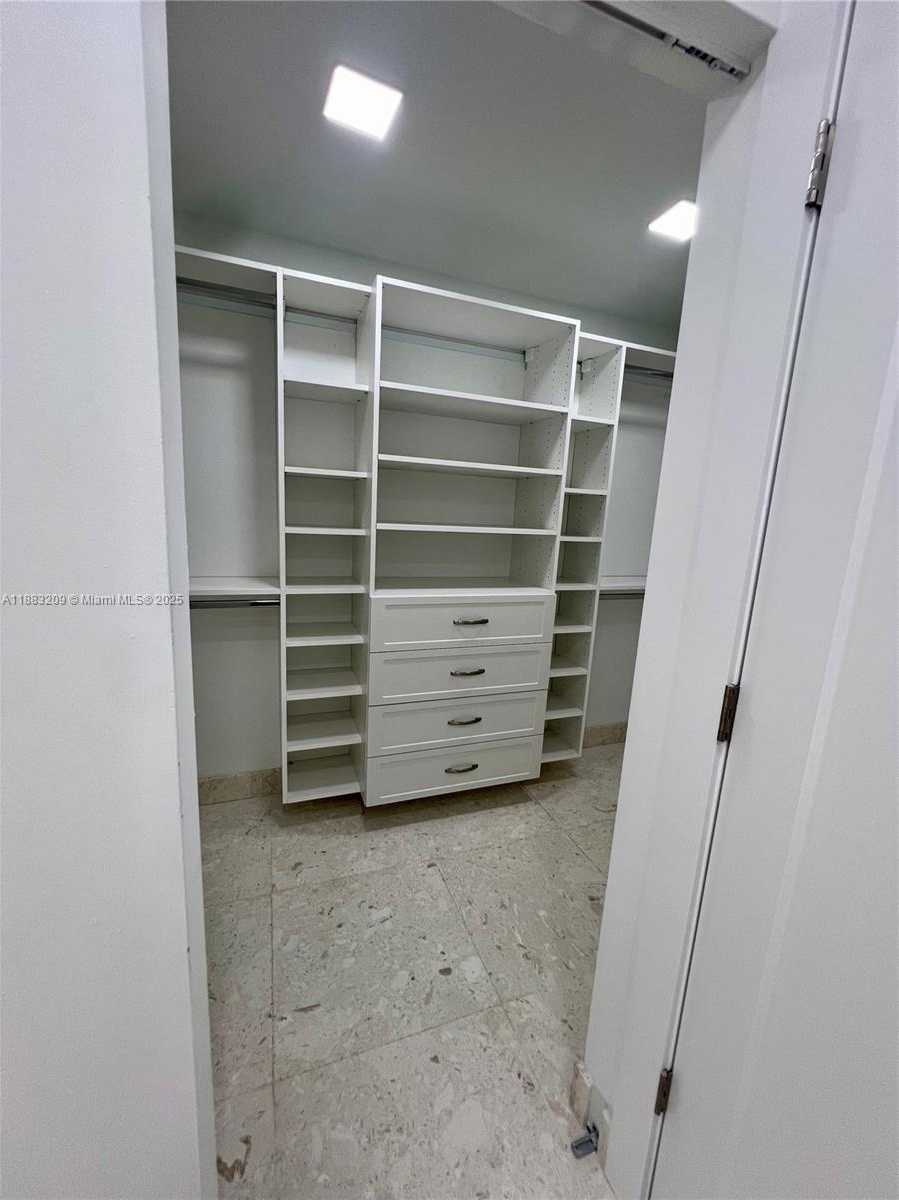 Small Image of 20848 SOUTH WEST 118TH AVE #20848, Miami Number 45