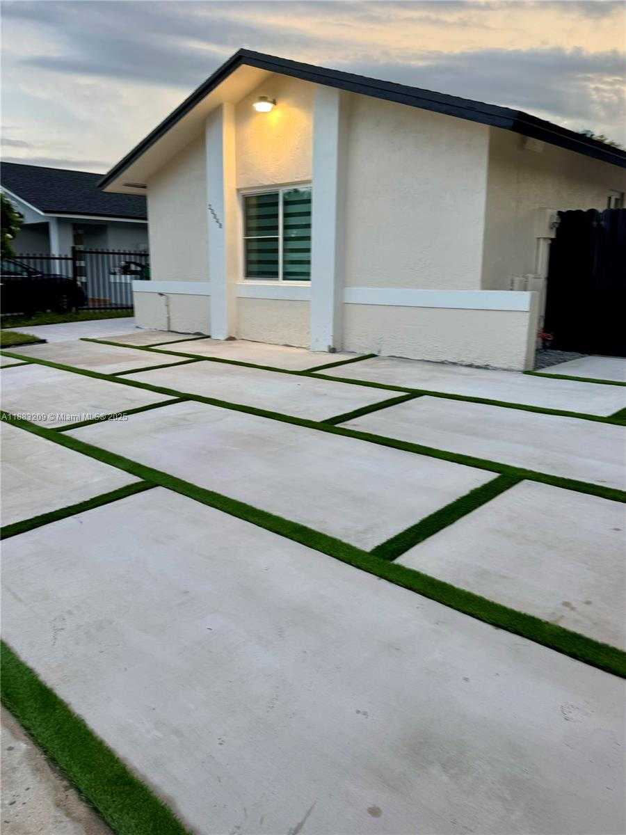 Small Image of 20848 SOUTH WEST 118TH AVE #20848, Miami Number 61