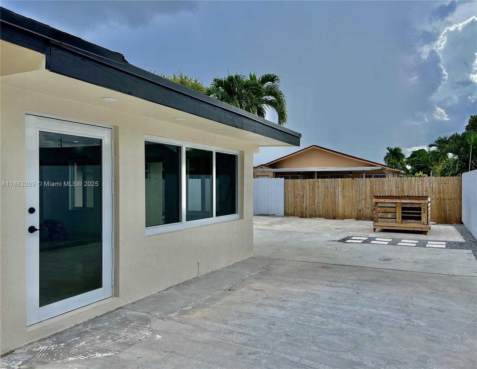 Small Image of 20848 SOUTH WEST 118TH AVE #20848, Miami Number 8