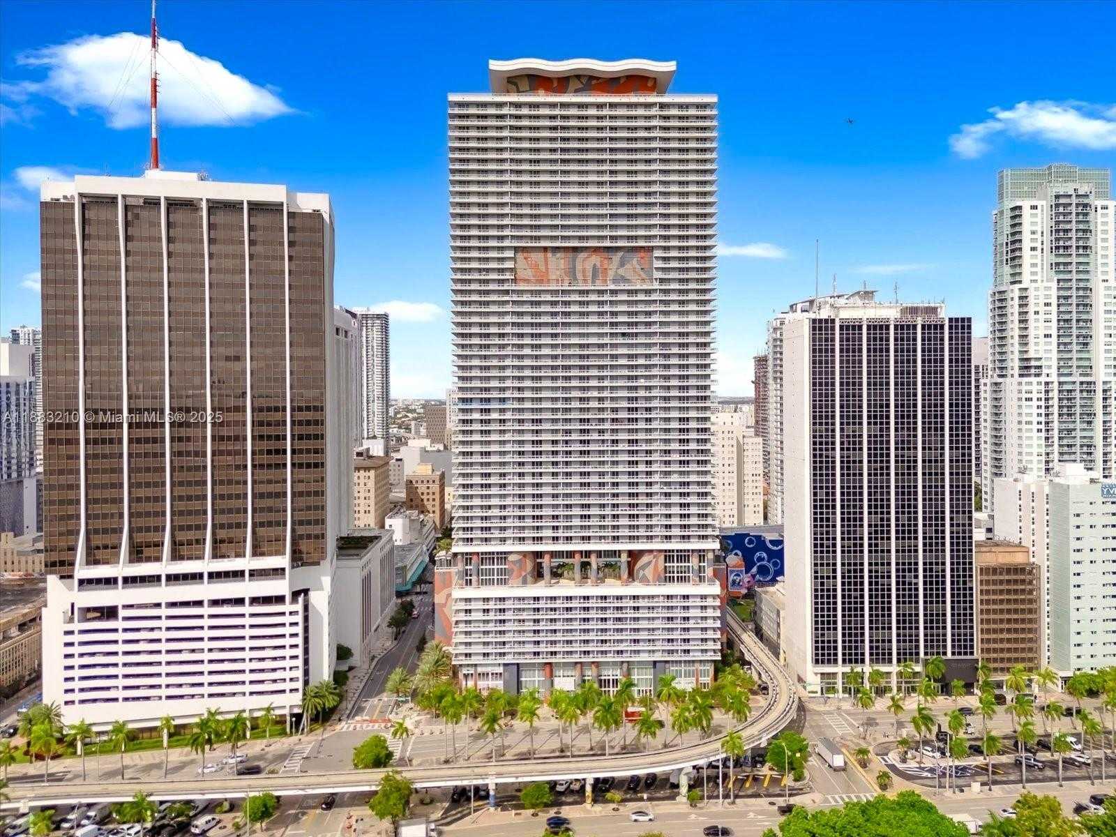 Small Image of 50 BISCAYNE BLVD #4707, Miami Number 9