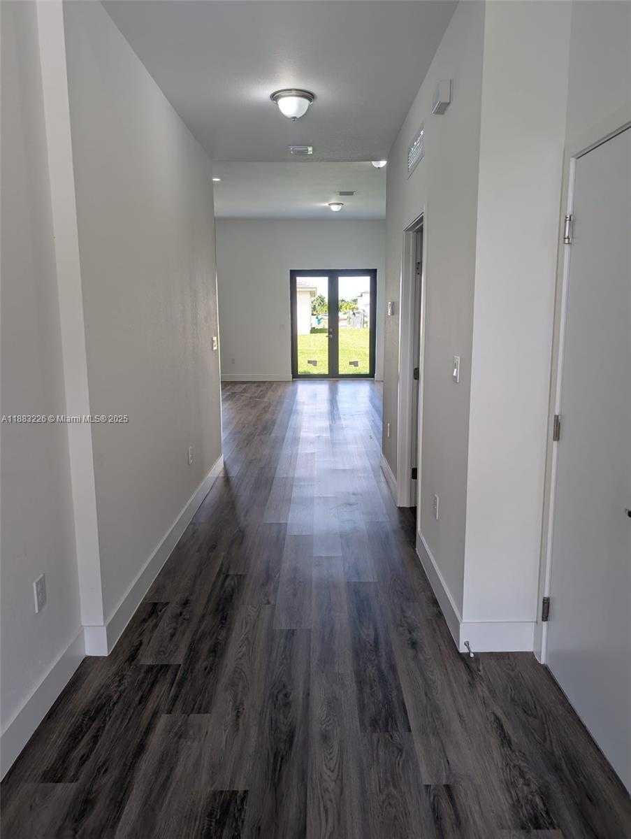Small Image of 19565 SOUTH WEST 325 ST, Homestead Number 7