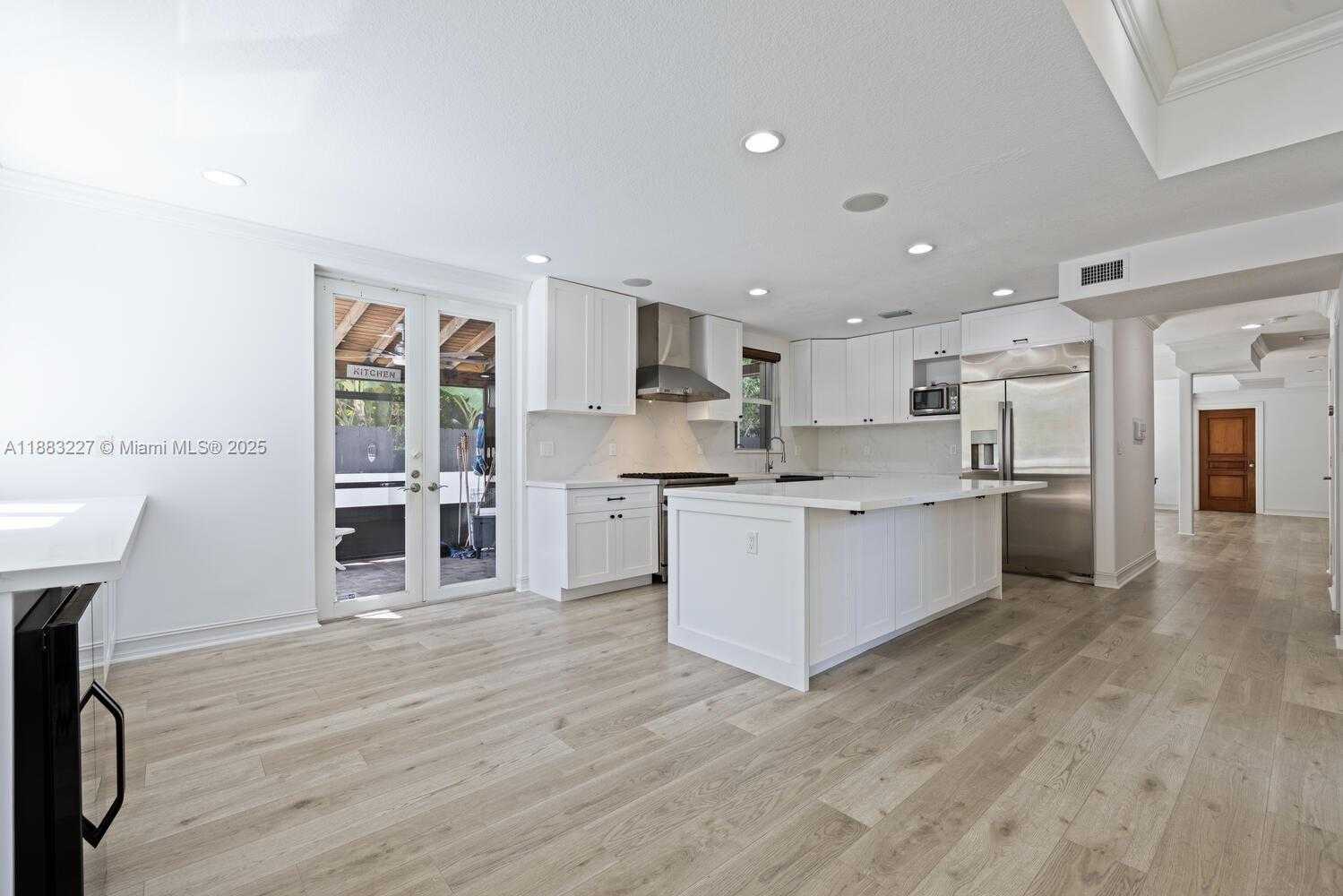 Small Image of 5740 SOUTH WEST 59TH PL, South Miami Number 12