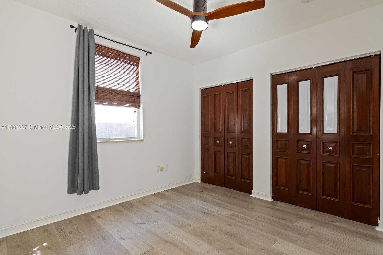 Small Image of 5740 SOUTH WEST 59TH PL, South Miami Number 16