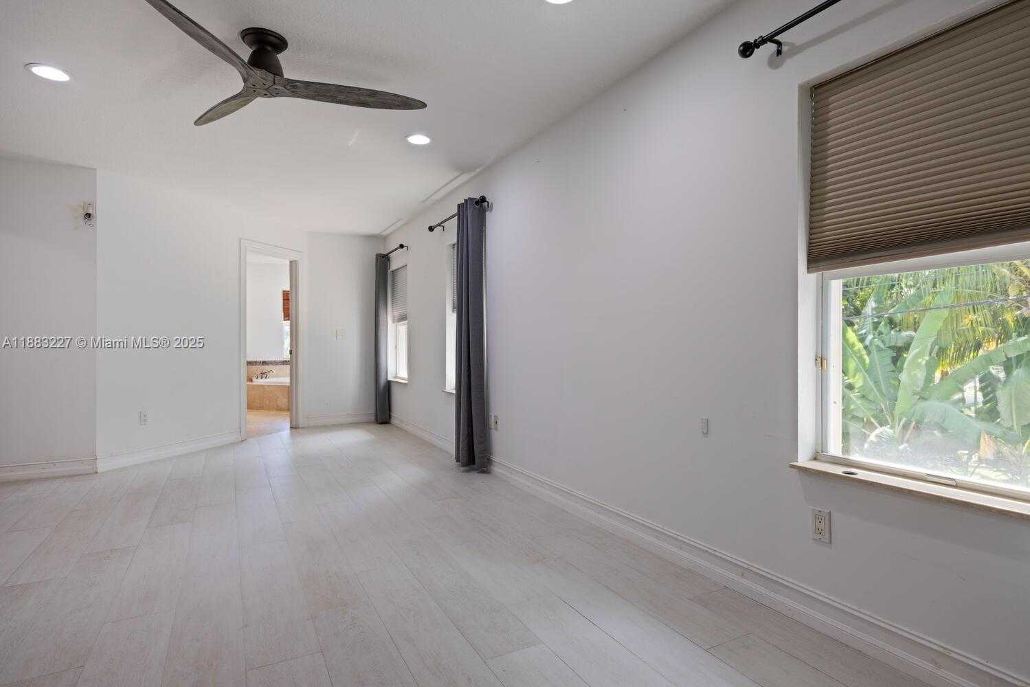 Small Image of 5740 SOUTH WEST 59TH PL, South Miami Number 20