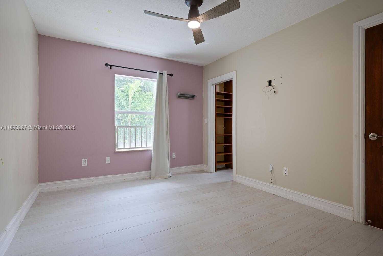 Small Image of 5740 SOUTH WEST 59TH PL, South Miami Number 25