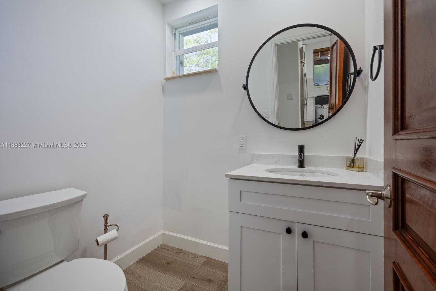 Small Image of 5740 SOUTH WEST 59TH PL, South Miami Number 26