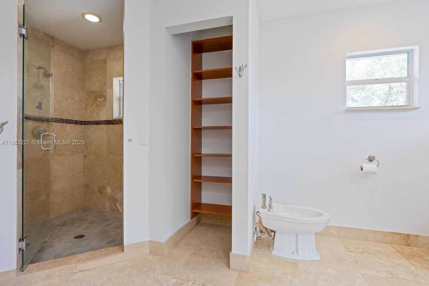Small Image of 5740 SOUTH WEST 59TH PL, South Miami Number 27