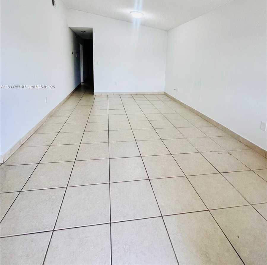 Small Image of 6430 WEST 25TH LN, Hialeah Number 8