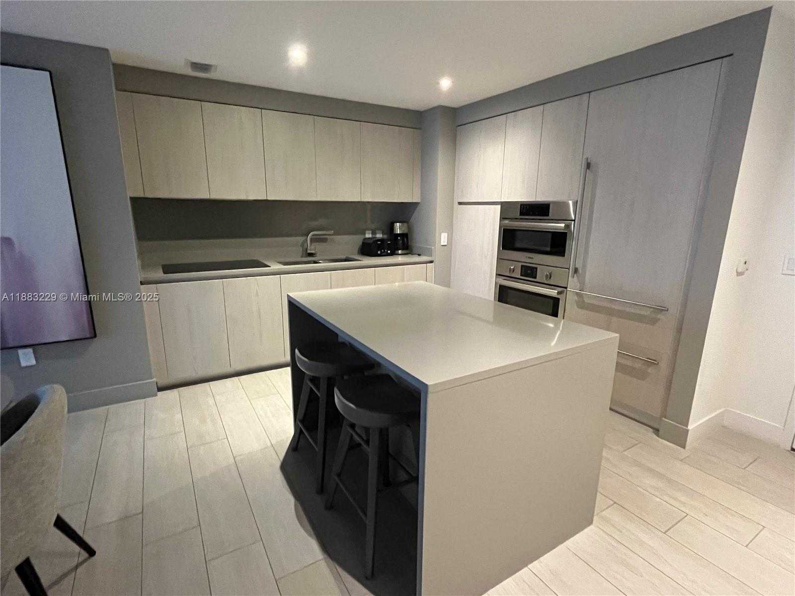 Small Image of 4010 SOUTH OCEAN DR #R2603, Hollywood Number 3