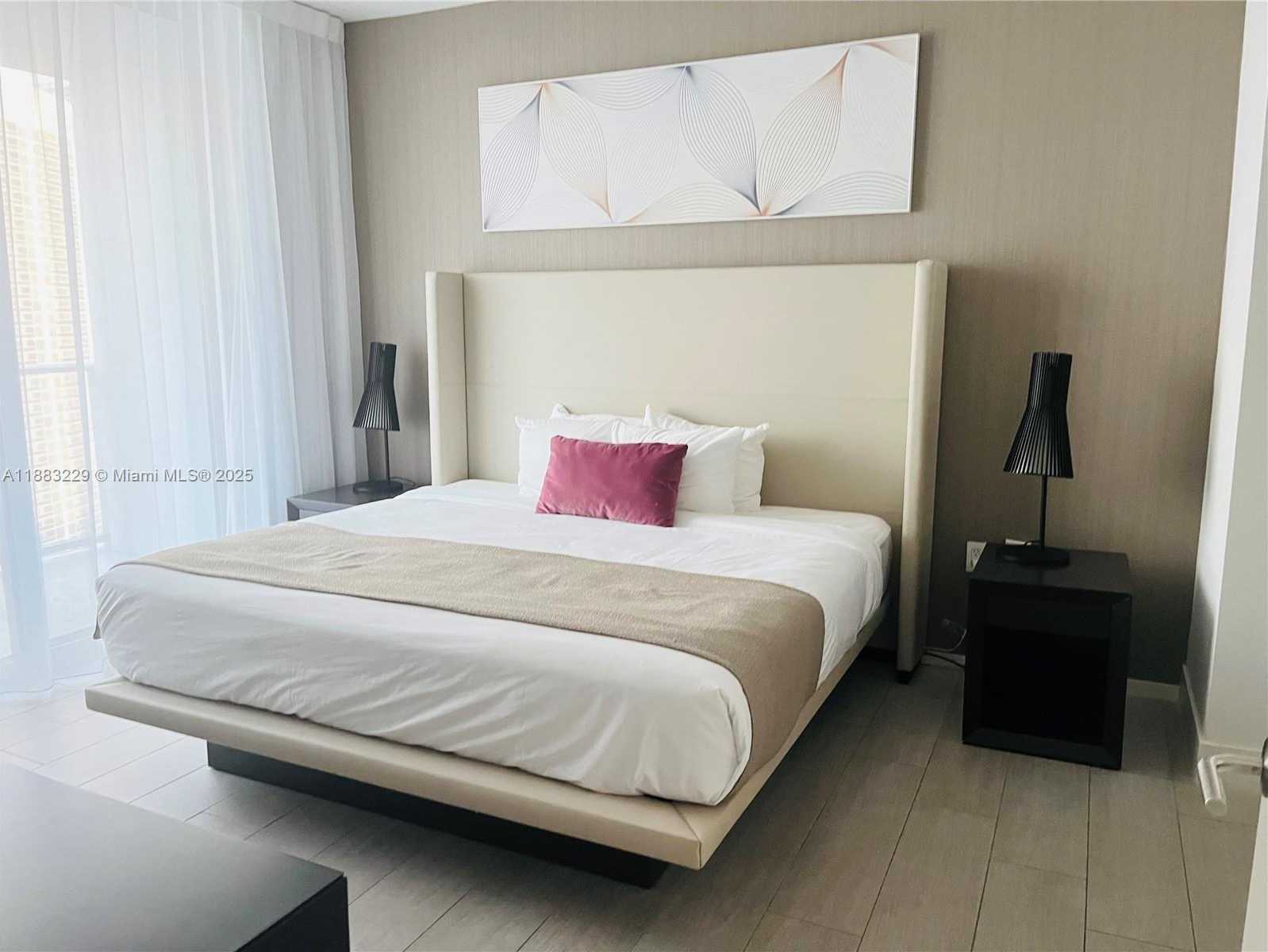 Small Image of 4010 SOUTH OCEAN DR #R2603, Hollywood Number 7