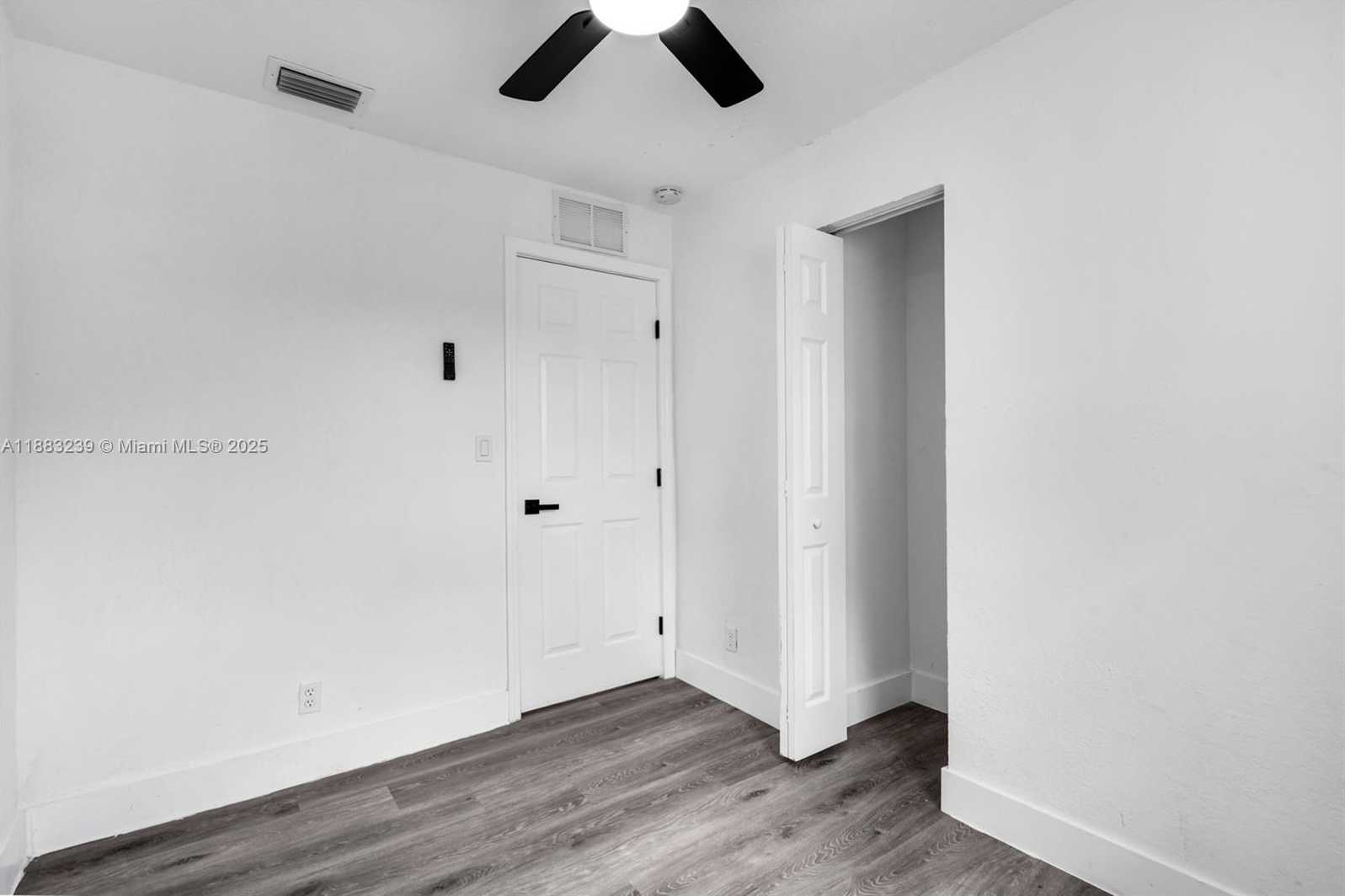 Small Image of 6117 NORTH WEST 9TH ST #N/A, Margate Number 15
