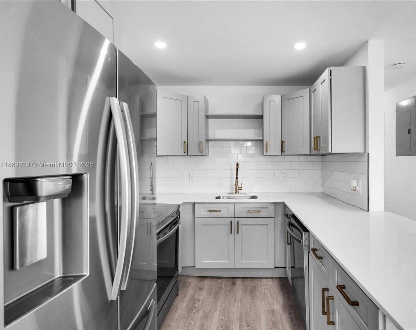 Small Image of 6117 NORTH WEST 9TH ST #N/A, Margate Number 8