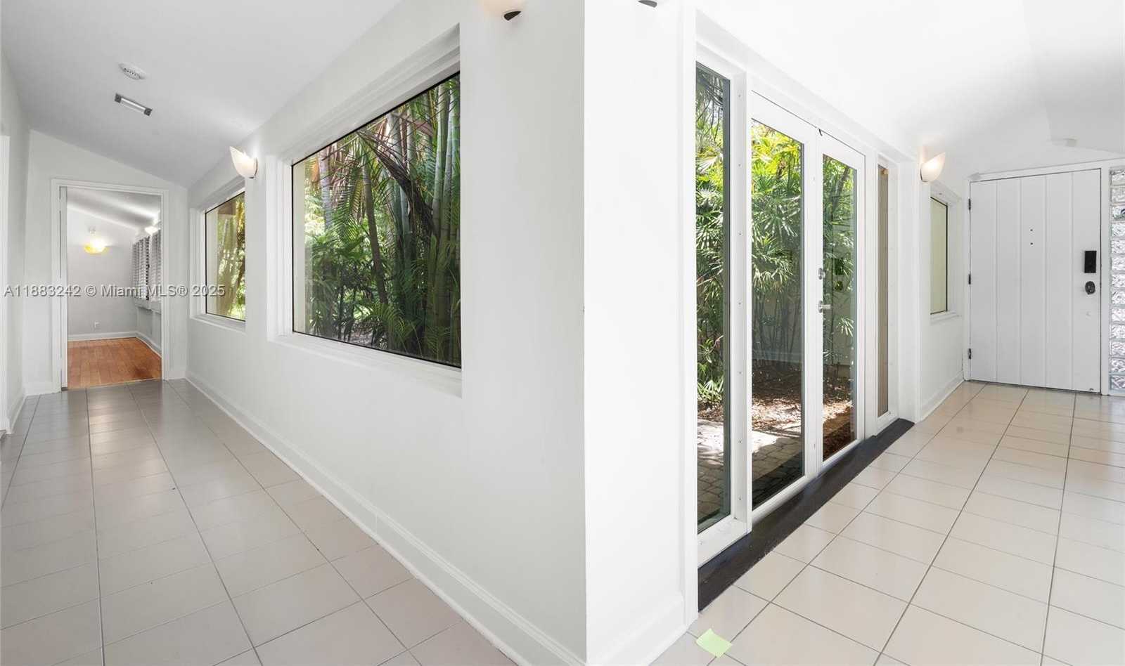 Small Image of 5810 MAGGIORE ST #5810, Coral Gables Number 14