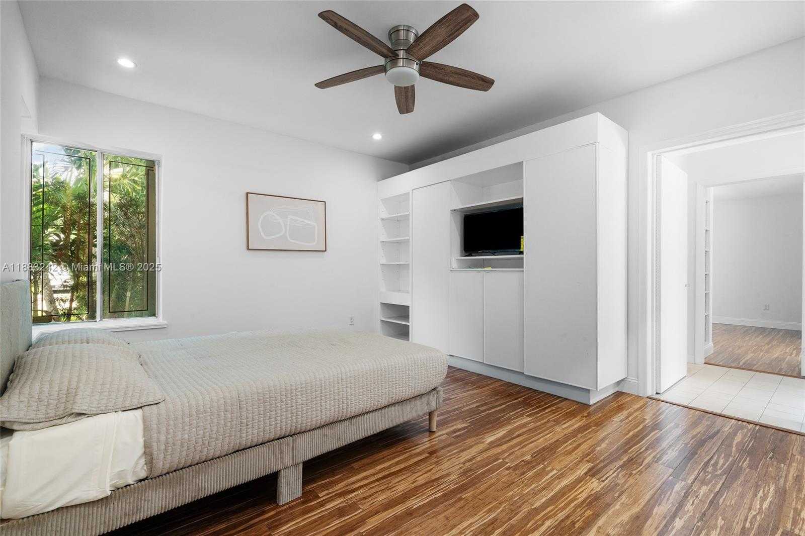 Small Image of 5810 MAGGIORE ST #5810, Coral Gables Number 23