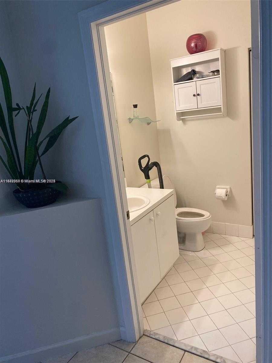 Small Image of 2106 NORTH EAST 40TH AVE, Homestead Number 23