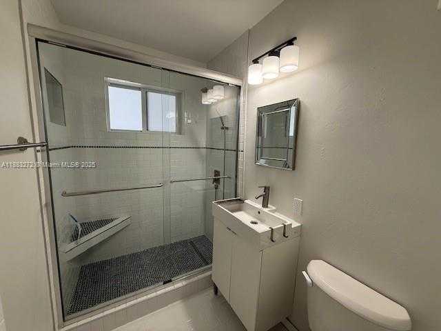 Small Image of 13300 NORTH EAST 10TH AVE, North Miami Number 11
