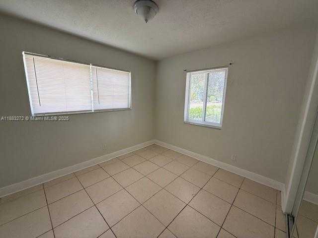 Small Image of 13300 NORTH EAST 10TH AVE, North Miami Number 17