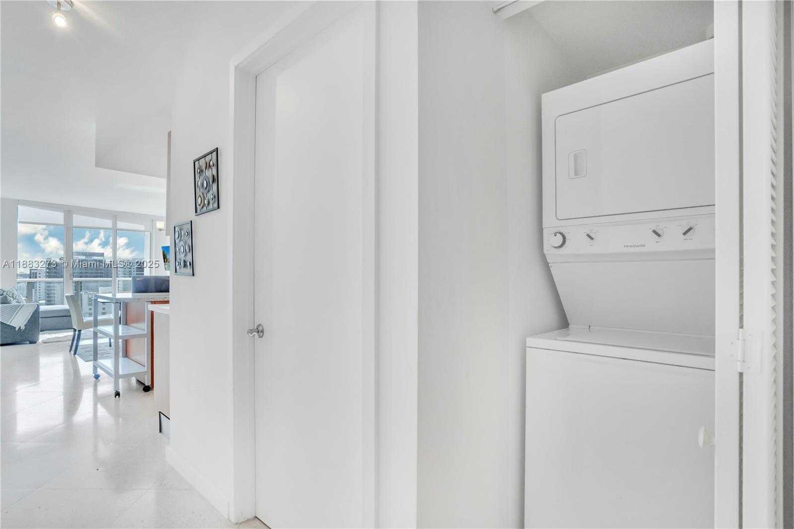 Small Image of 185 SOUTH WEST 7TH ST #2002, Miami Number 14