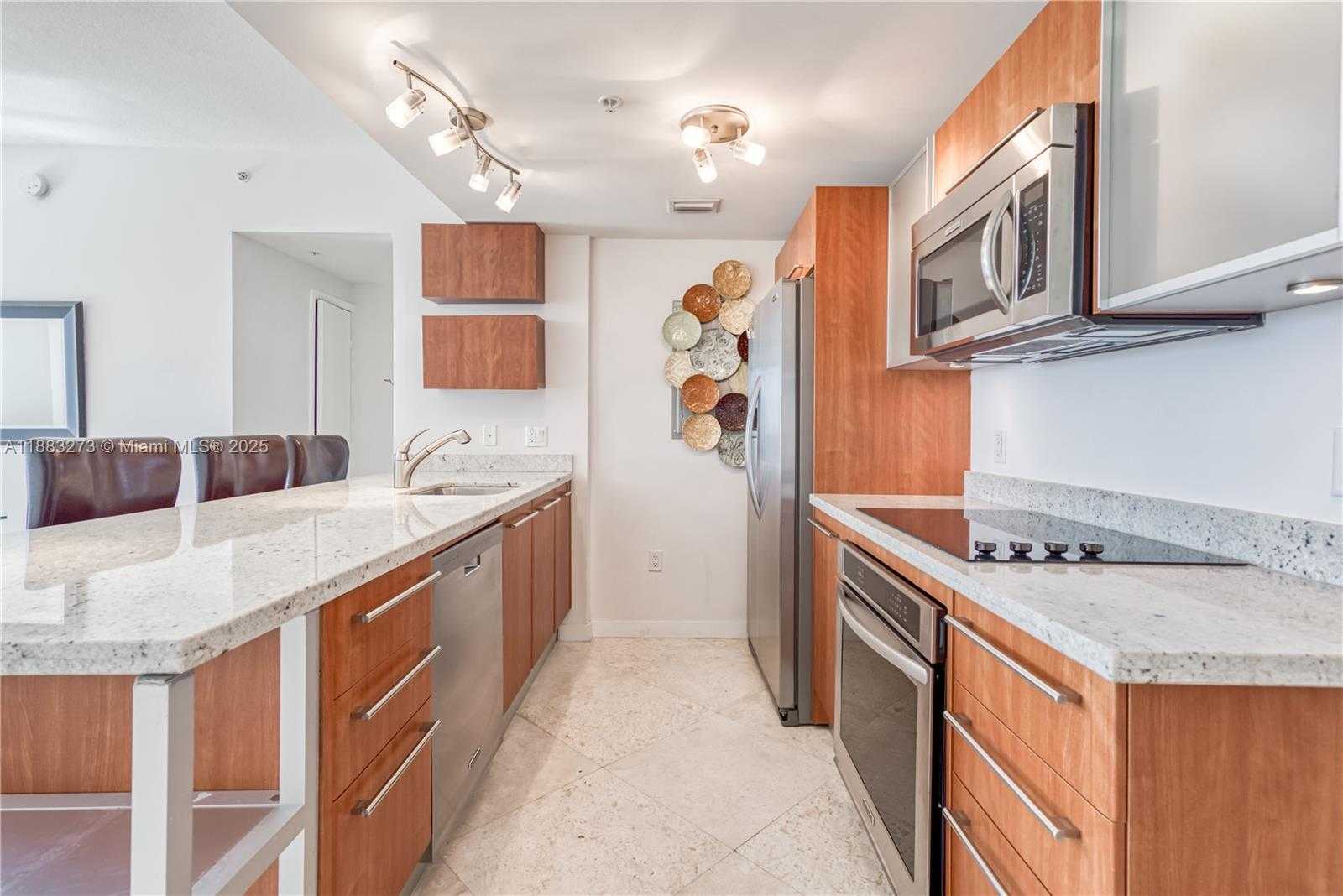 Small Image of 185 SOUTH WEST 7TH ST #2002, Miami Number 5