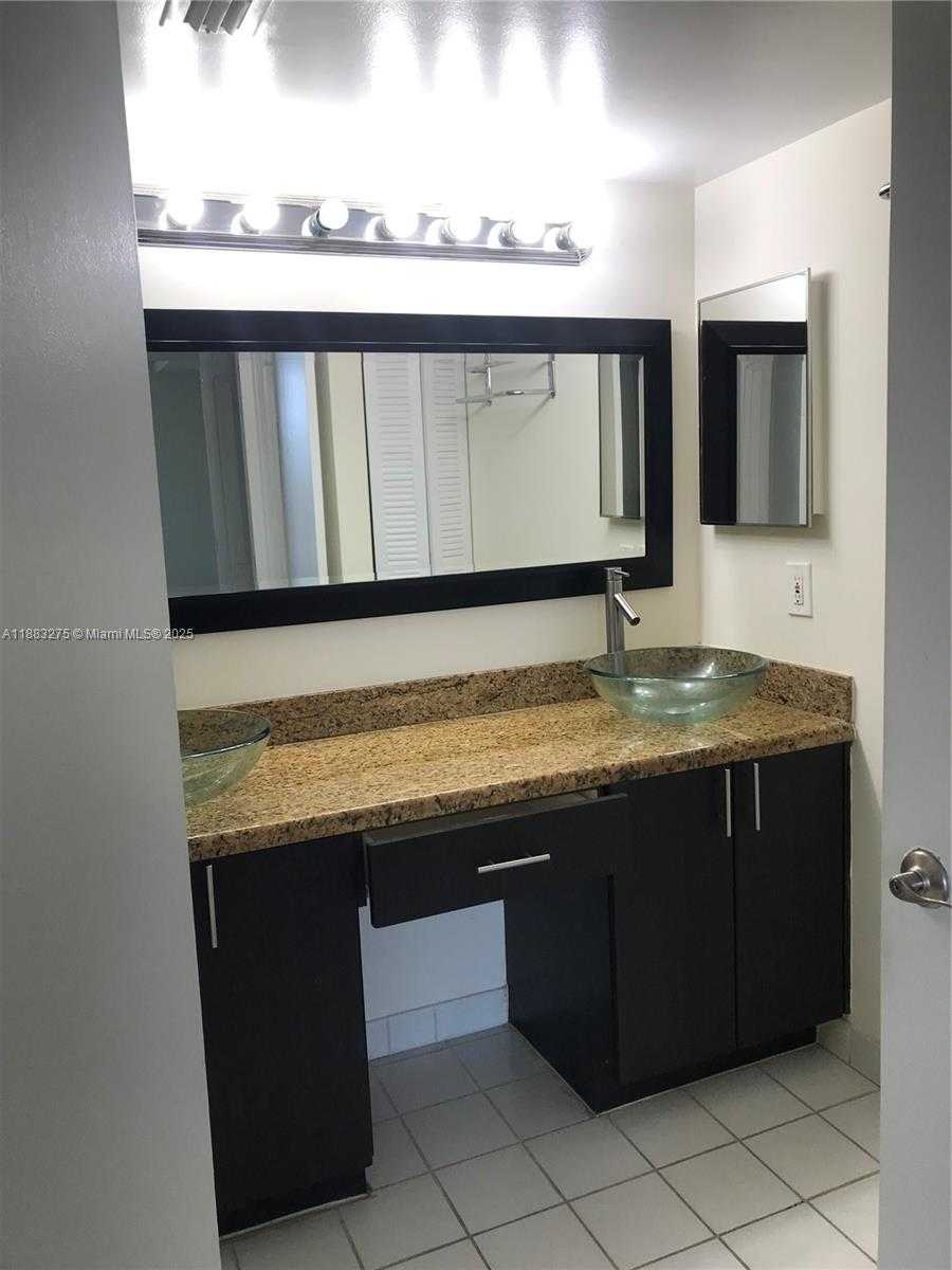 Small Image of 3300 NORTH EAST 191ST ST #1412, Aventura Number 9
