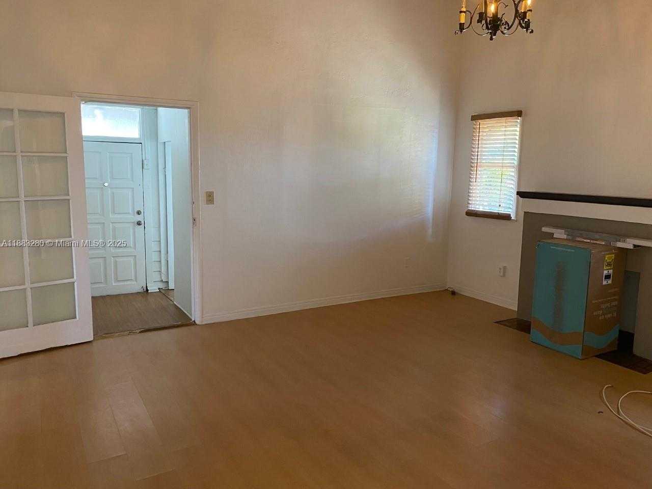 Small Image of 1042 SOUTH WEST 11TH AVE #1042, Miami Number 3