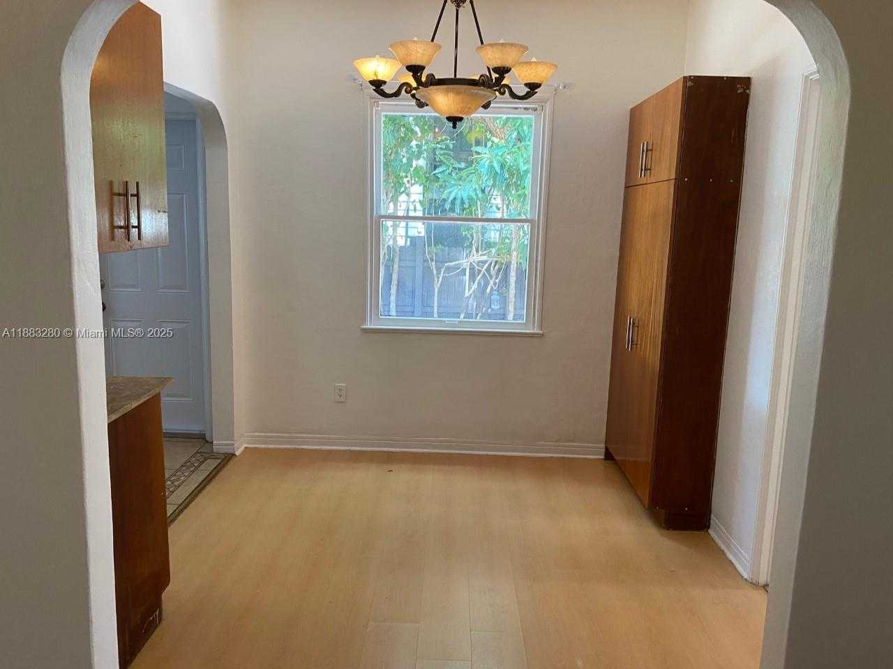 Small Image of 1042 SOUTH WEST 11TH AVE #1042, Miami Number 5