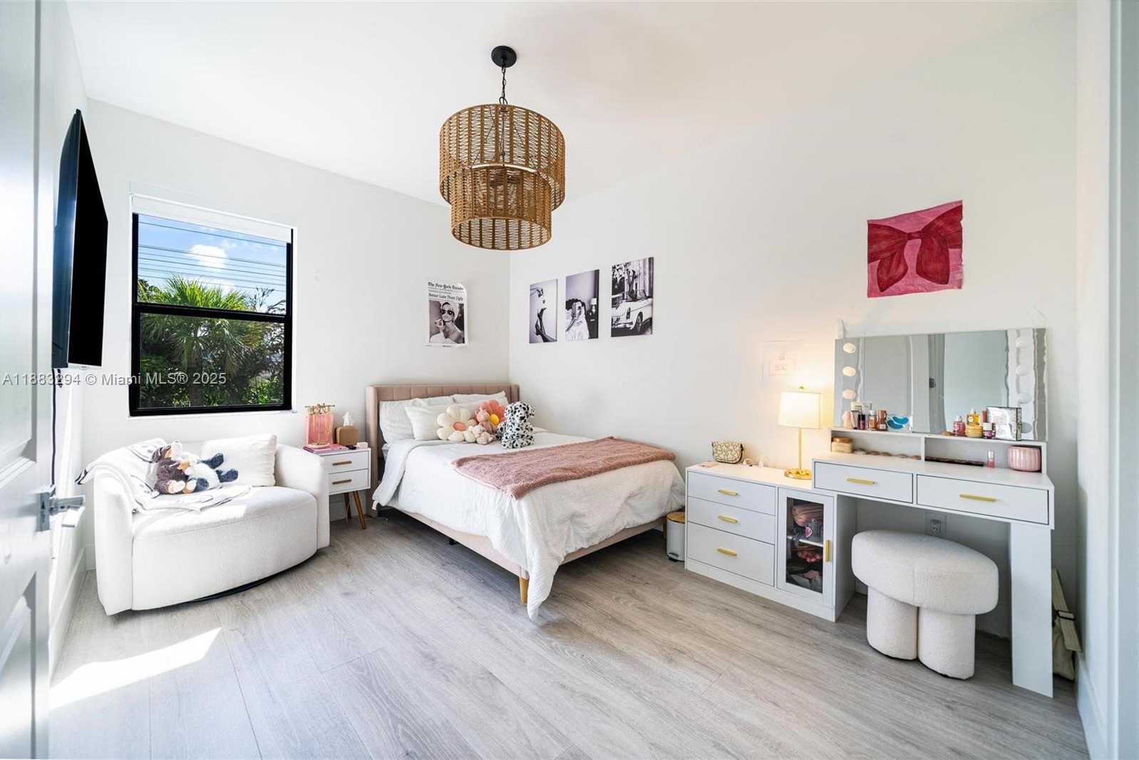 Small Image of 4408 NORTH WEST 80TH AVE, Doral Number 14