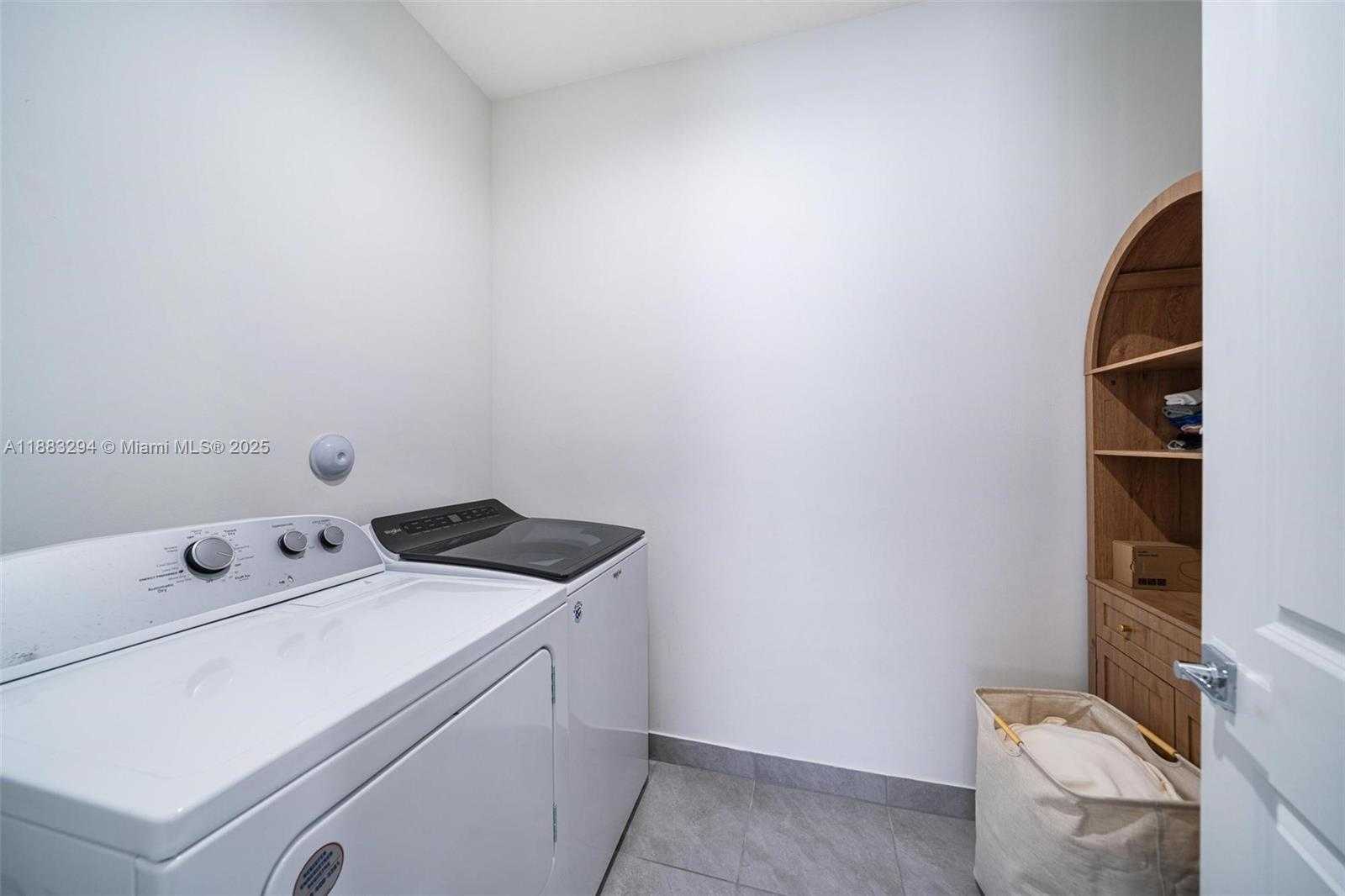 Small Image of 4408 NORTH WEST 80TH AVE, Doral Number 27