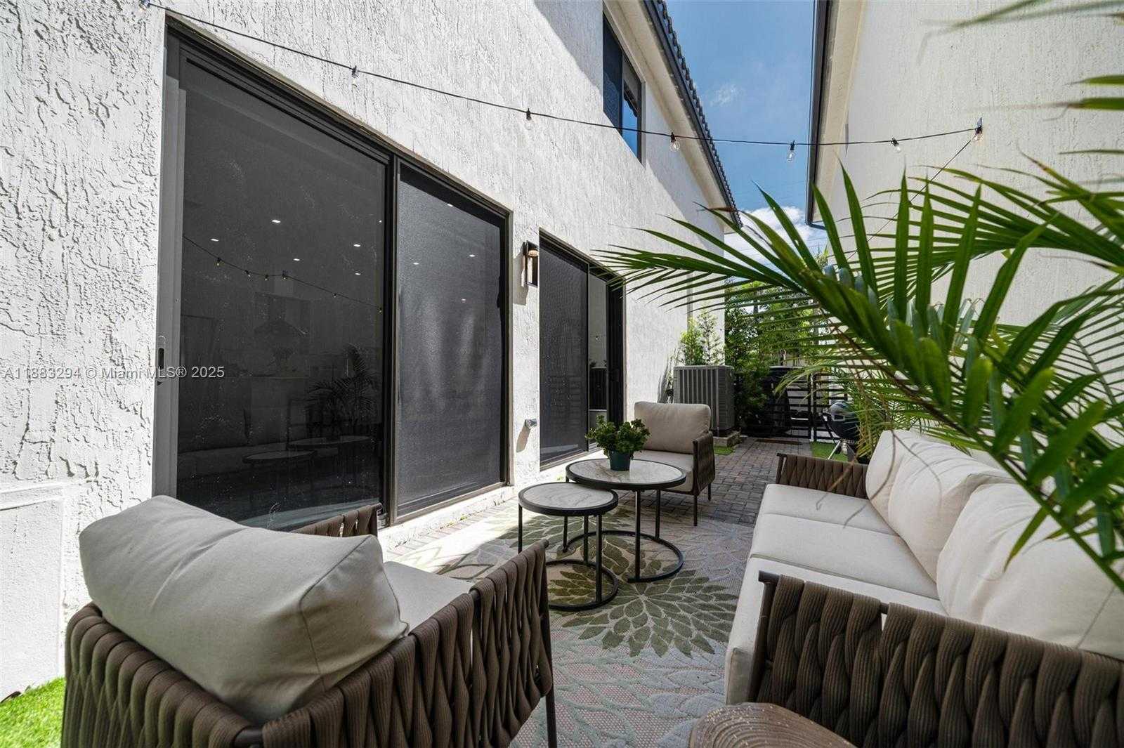 Small Image of 4408 NORTH WEST 80TH AVE, Doral Number 29