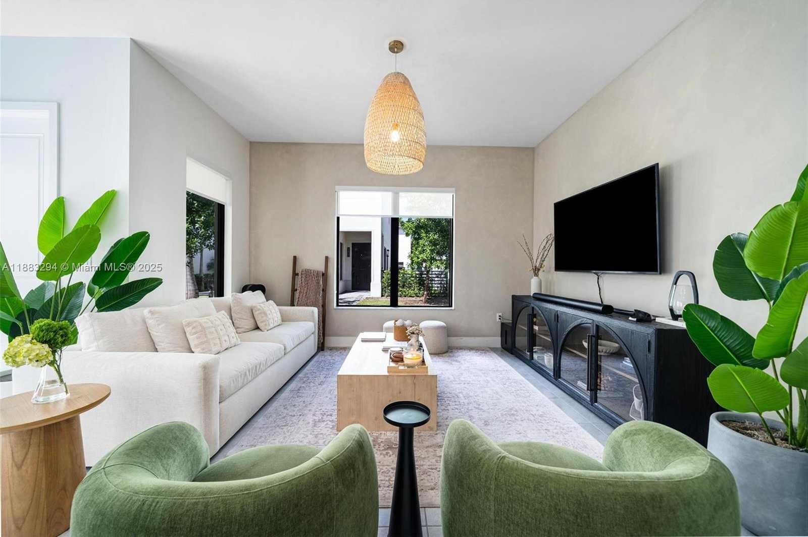 Small Image of 4408 NORTH WEST 80TH AVE, Doral Number 4