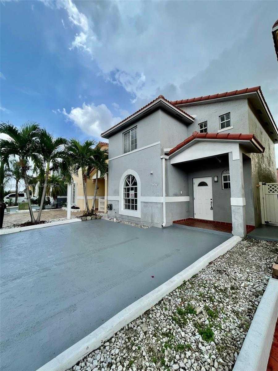 Small Image of 7211 WEST 24TH AVE #2224, Hialeah Number 2