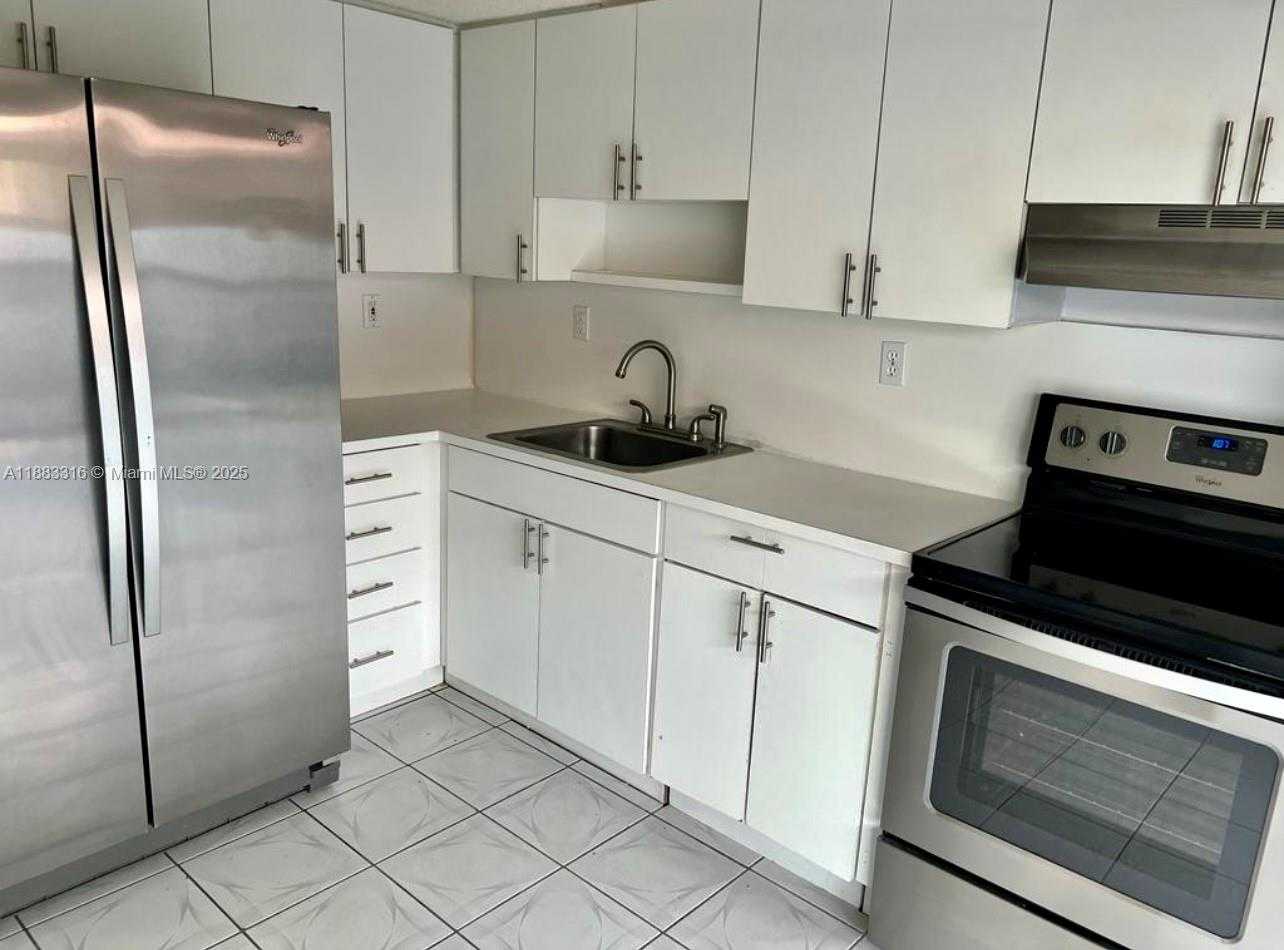 Small Image of 7211 WEST 24TH AVE #2224, Hialeah Number 23
