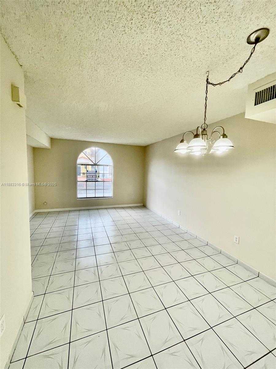 Small Image of 7211 WEST 24TH AVE #2224, Hialeah Number 5