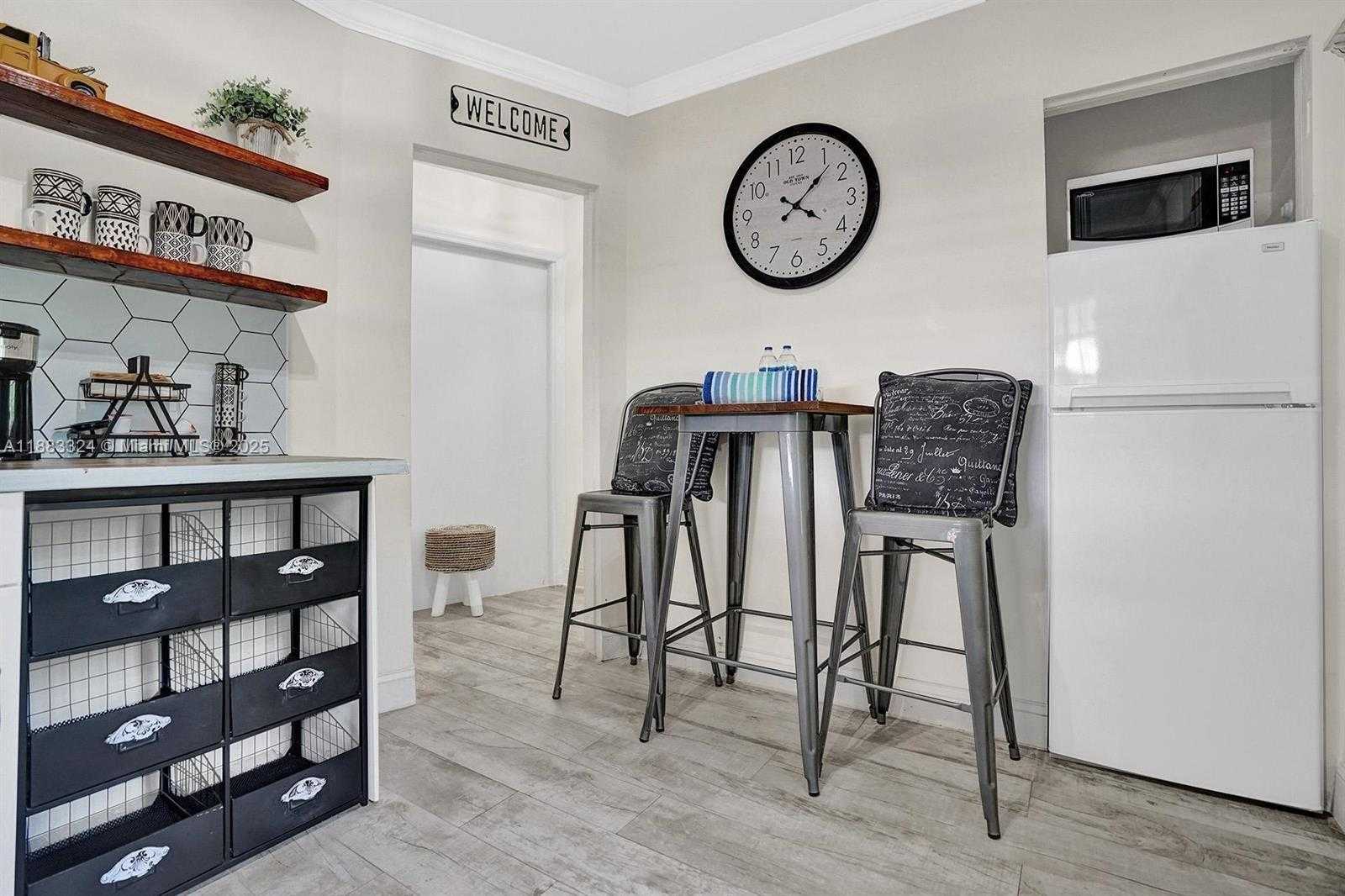 Small Image of 6300 FLAGLER ST #2, Hollywood Number 3