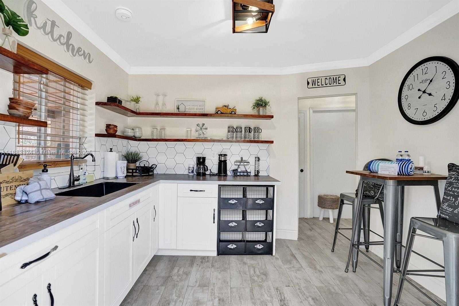Small Image of 6300 FLAGLER ST #2, Hollywood Number 5