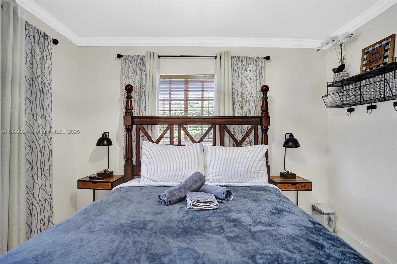Small Image of 6300 FLAGLER ST #2, Hollywood Number 9