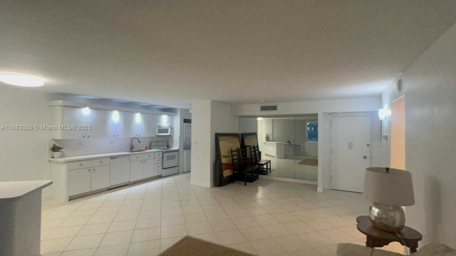 Small Image of 7135 COLLINS AVE #702, Miami Beach Number 32