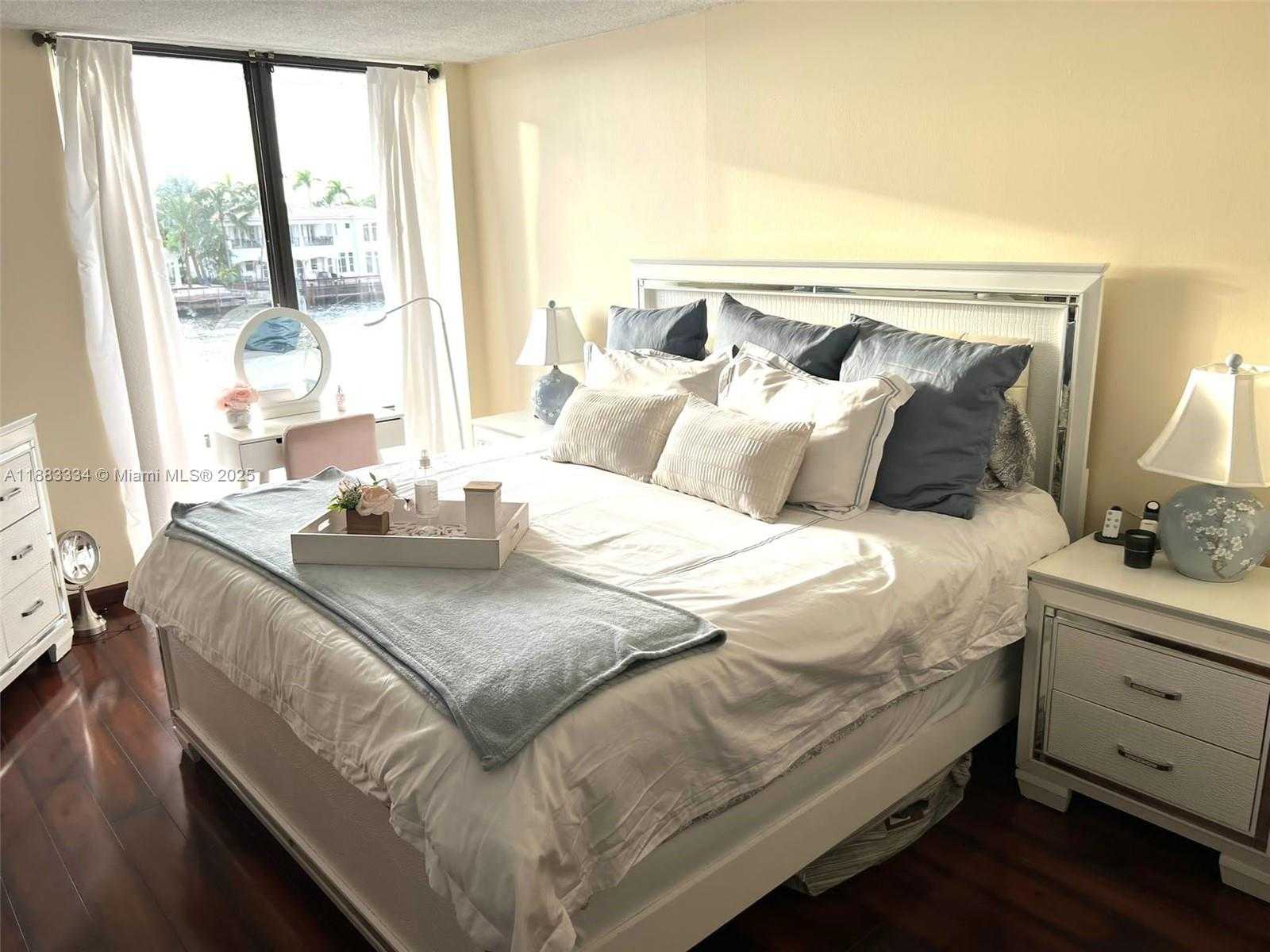 Small Image of 1600 SOUTH OCEAN DR #3D, Hollywood Number 19
