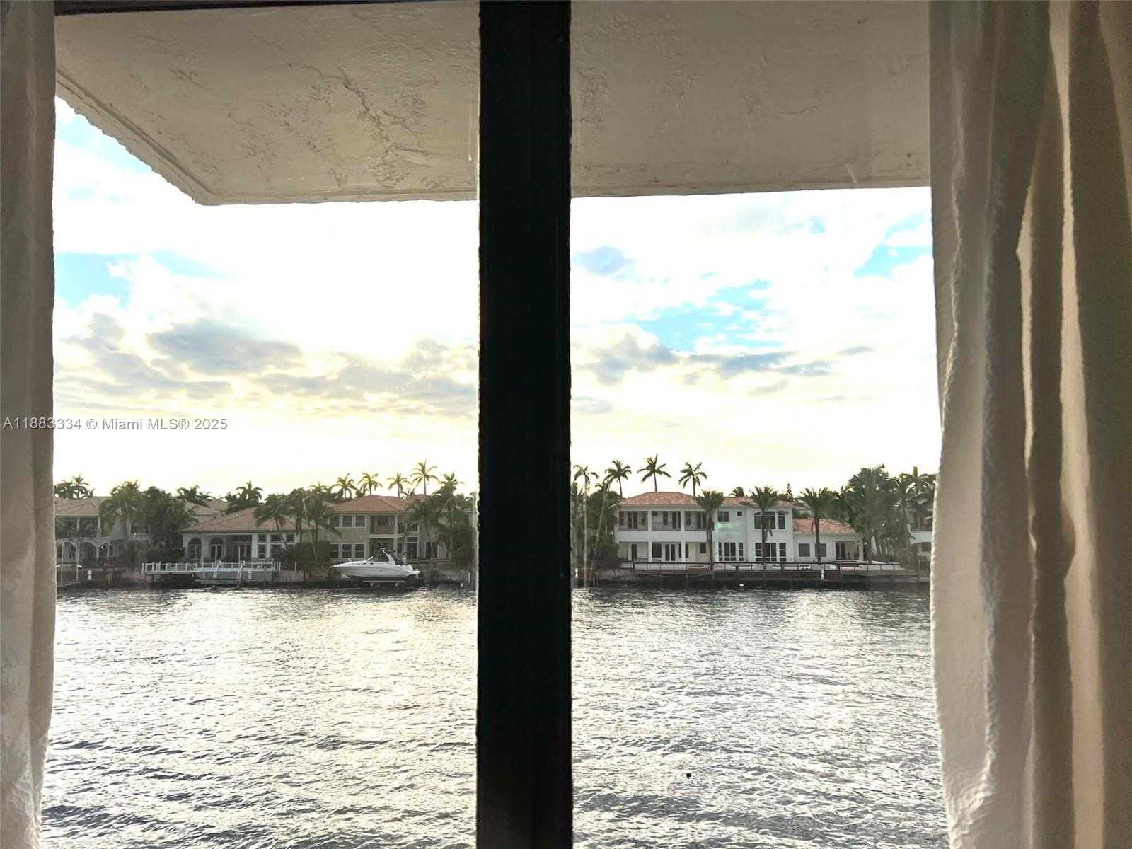 Small Image of 1600 SOUTH OCEAN DR #3D, Hollywood Number 24