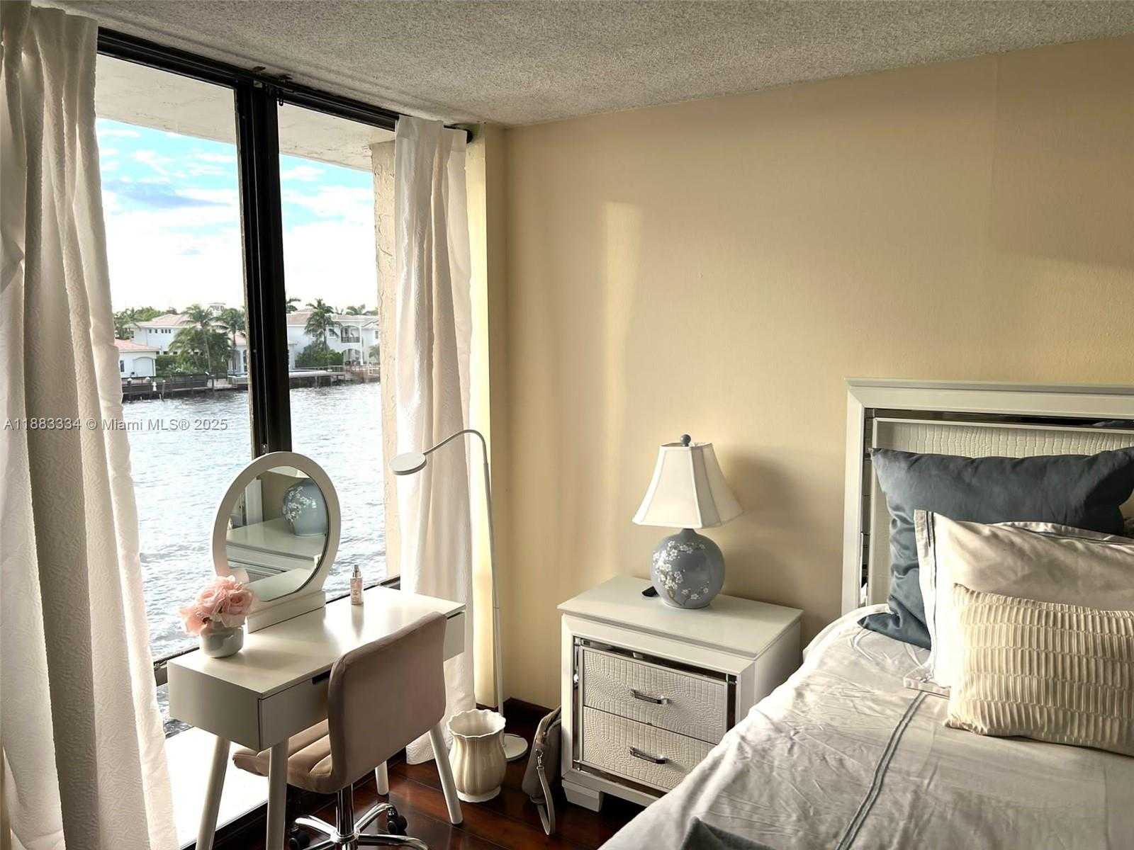 Small Image of 1600 SOUTH OCEAN DR #3D, Hollywood Number 25