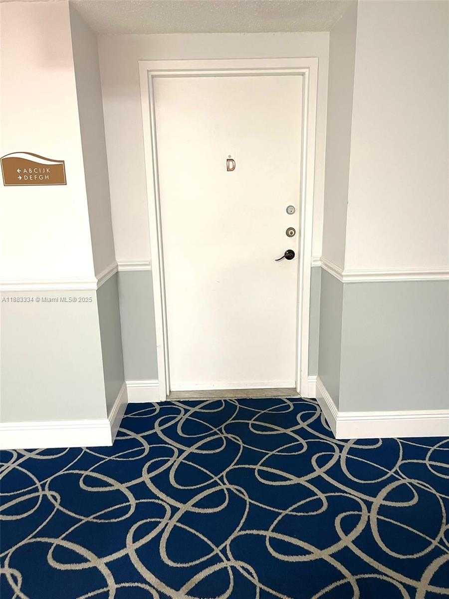 Small Image of 1600 SOUTH OCEAN DR #3D, Hollywood Number 35