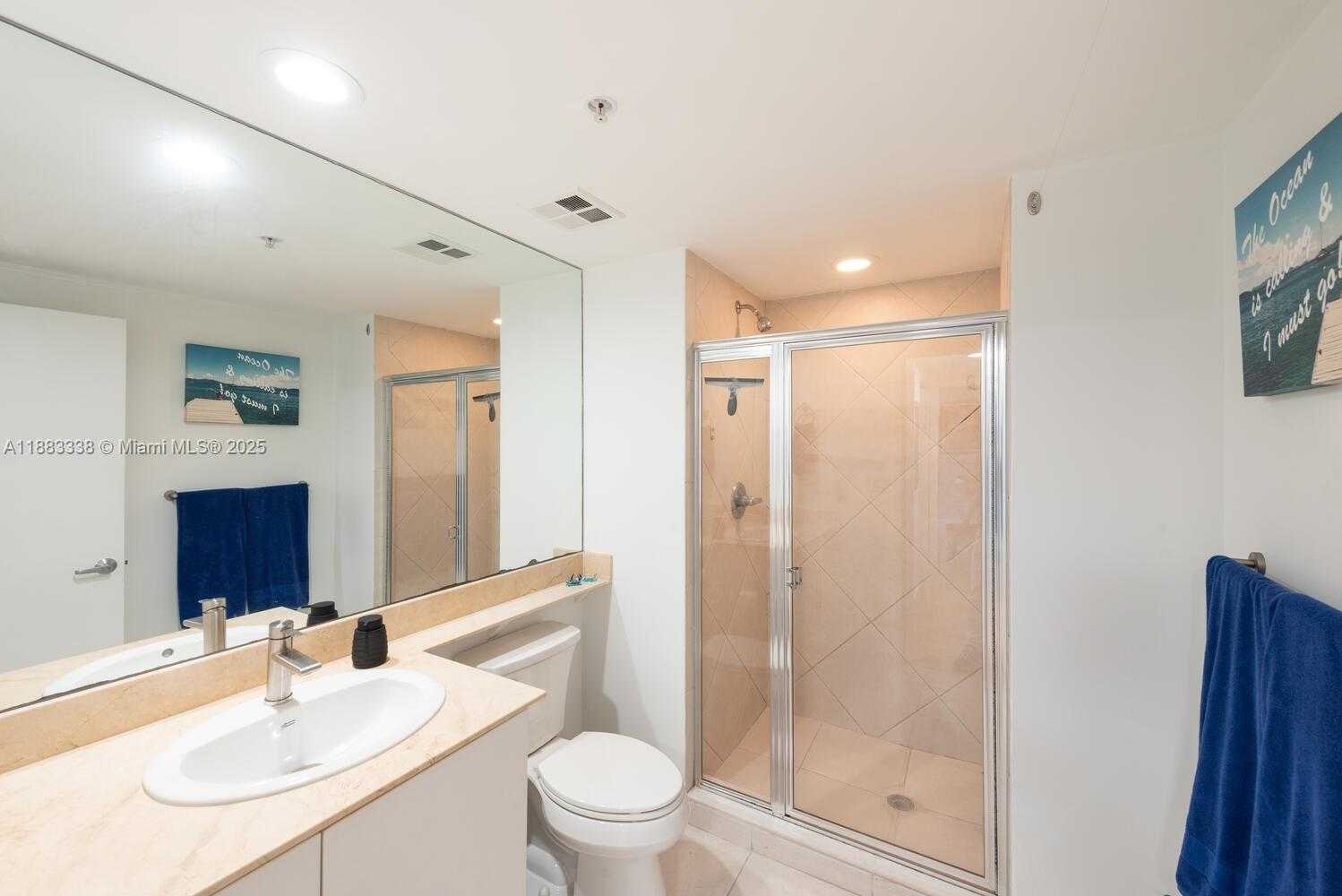 Small Image of 325 SOUTH BISCAYNE BLVD #3915, Miami Number 15