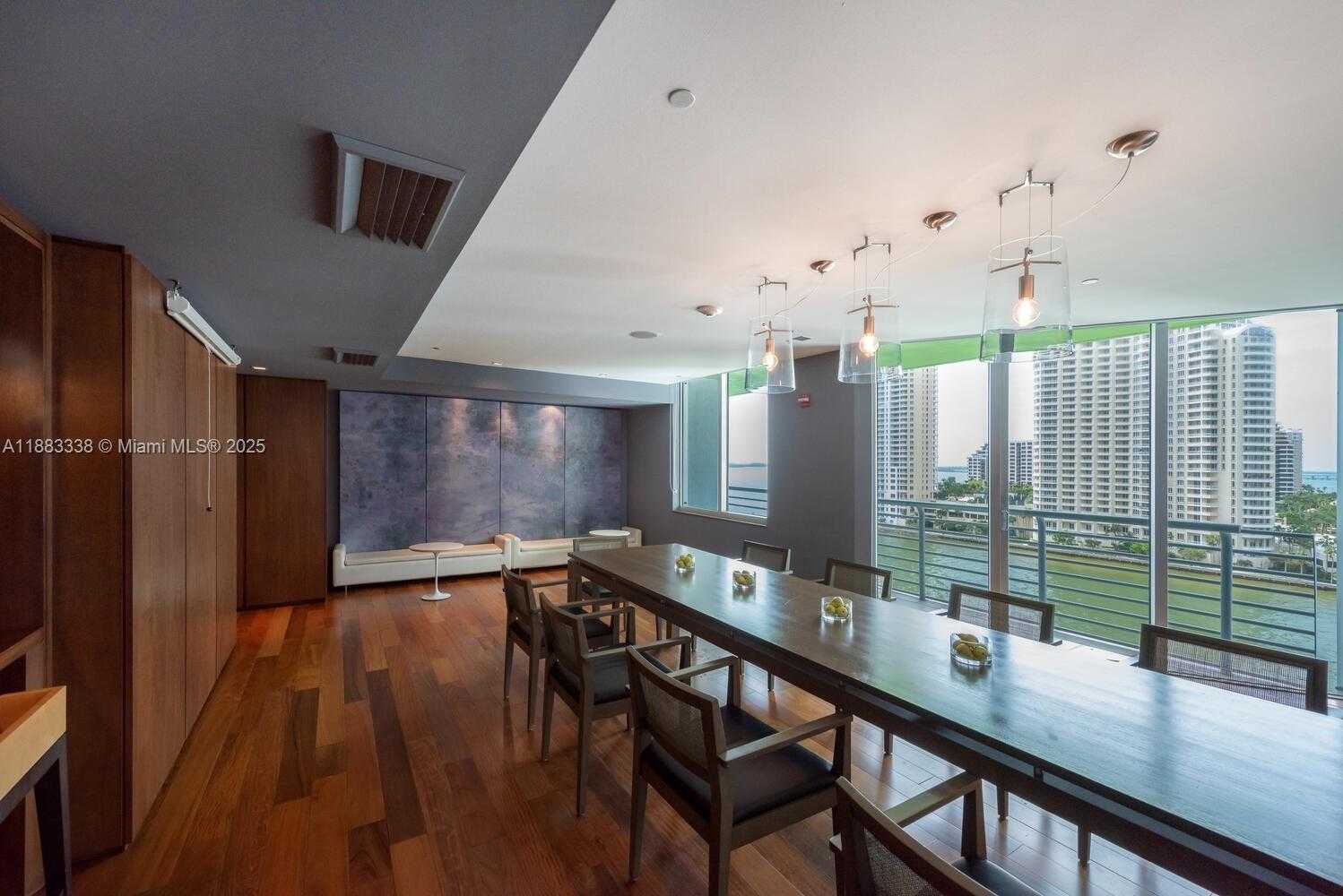 Small Image of 325 SOUTH BISCAYNE BLVD #3915, Miami Number 22