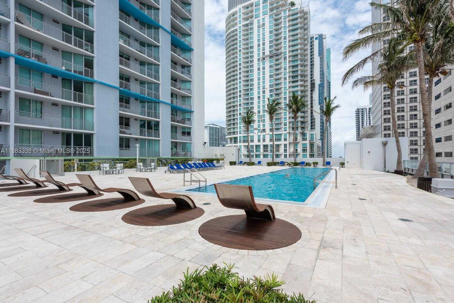 Small Image of 325 SOUTH BISCAYNE BLVD #3915, Miami Number 26