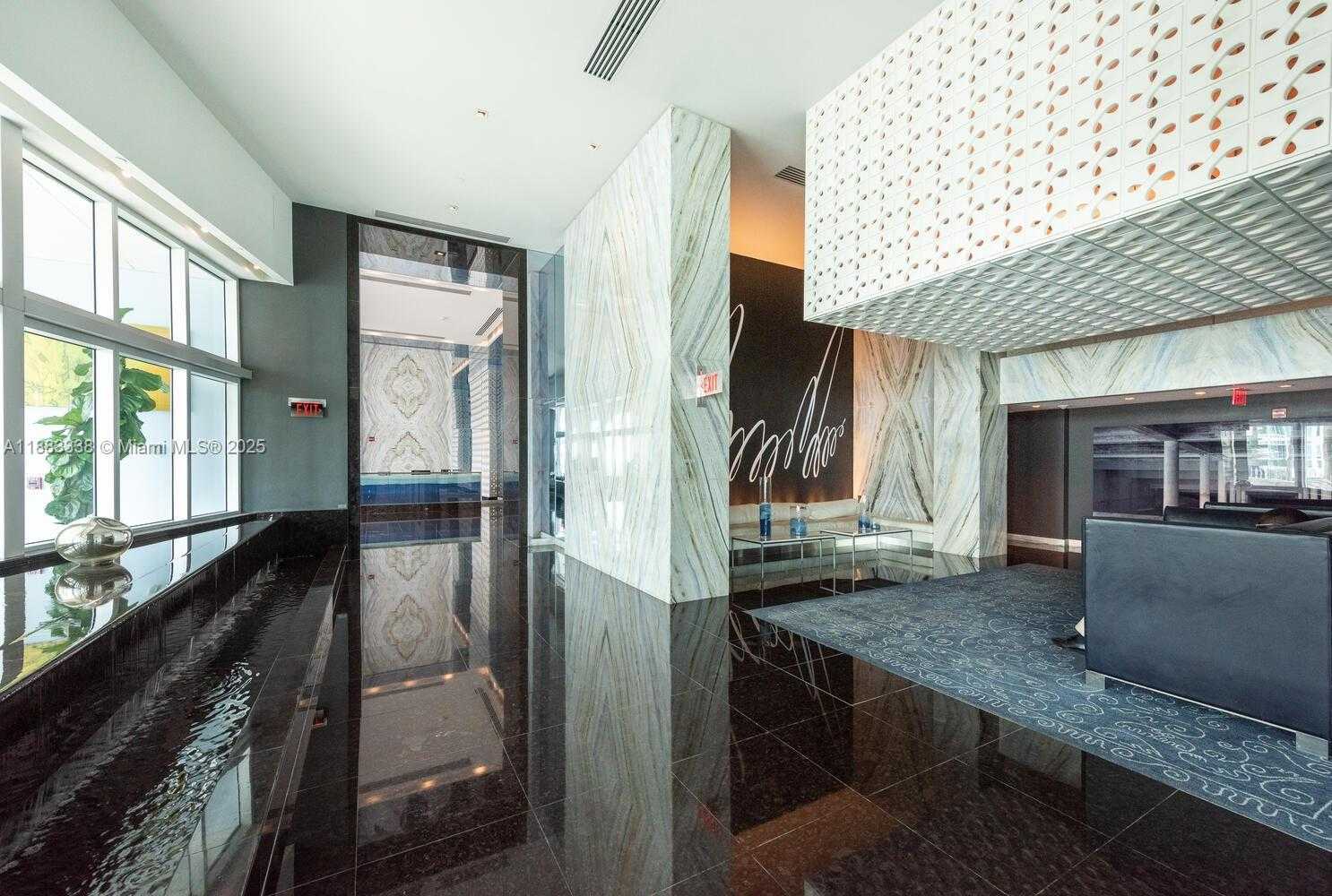 Small Image of 325 SOUTH BISCAYNE BLVD #3915, Miami Number 27