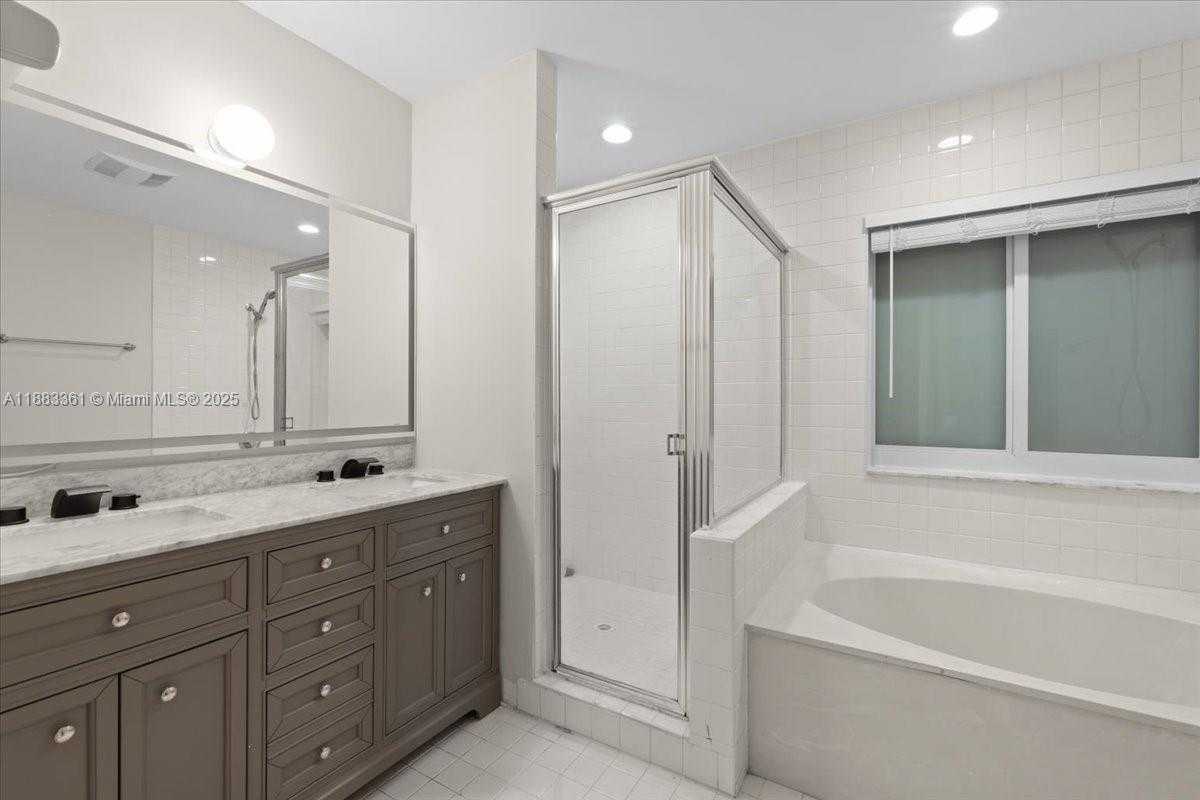 Small Image of 15327 SOUTH WEST 179TH TER, Miami Number 13